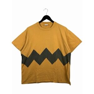 Vintage 90s Anvil XL Mustard Yellow T-Shirt Black Zig Zag Graphic Made in USA